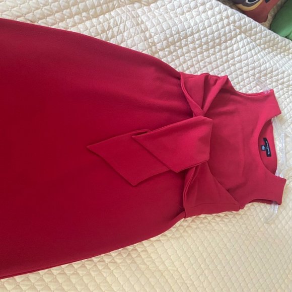 Dress - Picture 3 of 3